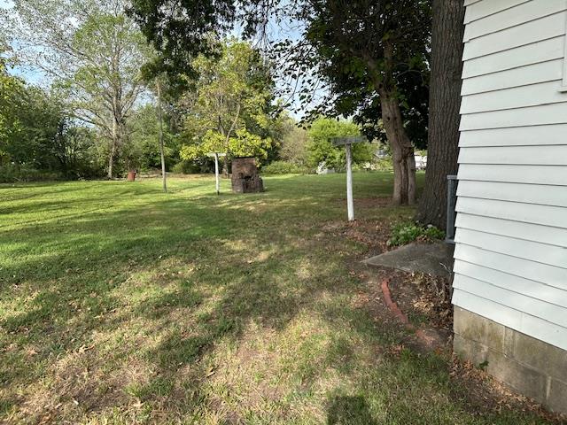209 S Carbon Street Property Photo 2