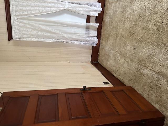 209 S Carbon Street Property Photo 20