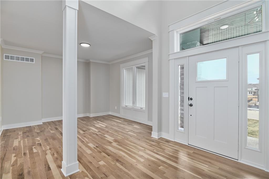 6009 Arapahoe Street Property Photo 4