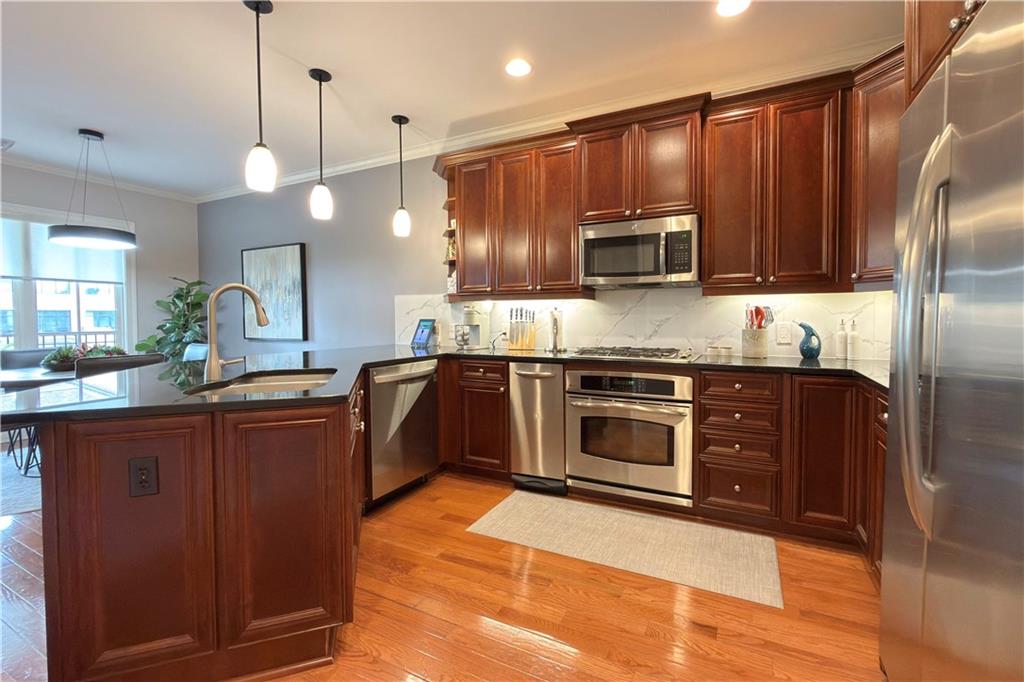 10511 Mission Road Property Photo 3