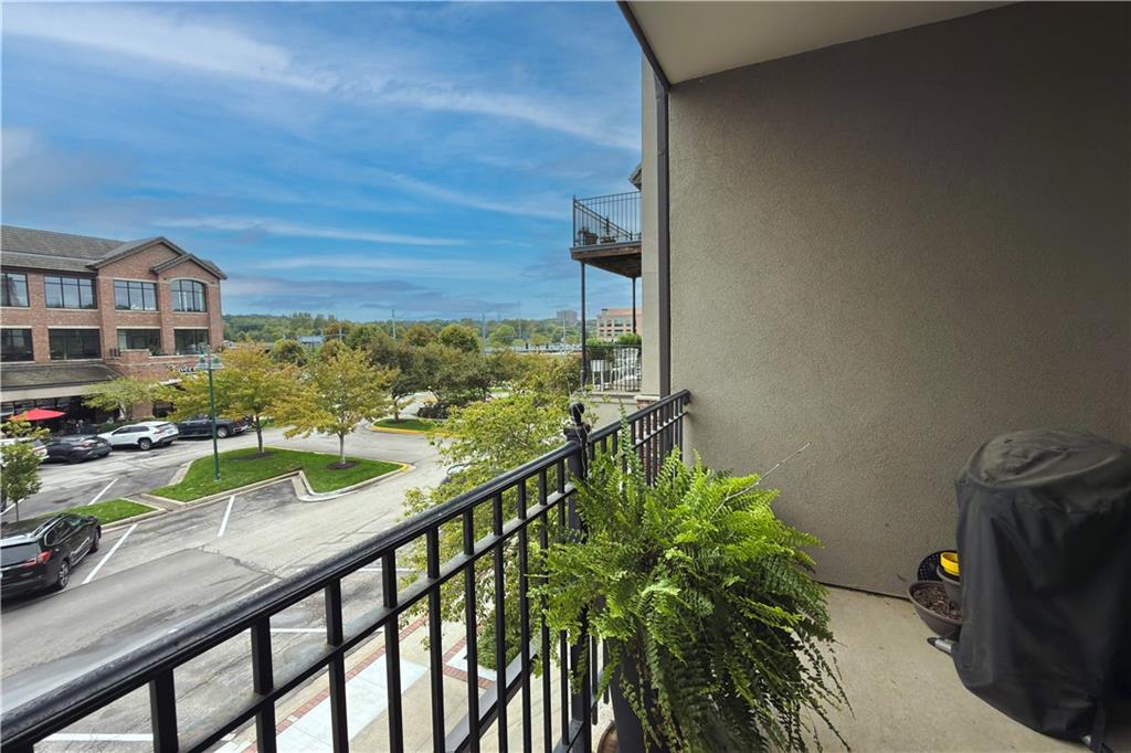 10511 Mission Road Property Photo 14