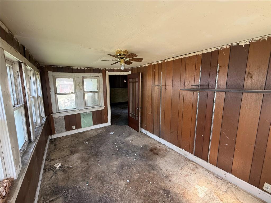 503 Benton Avenue Property Photo 14