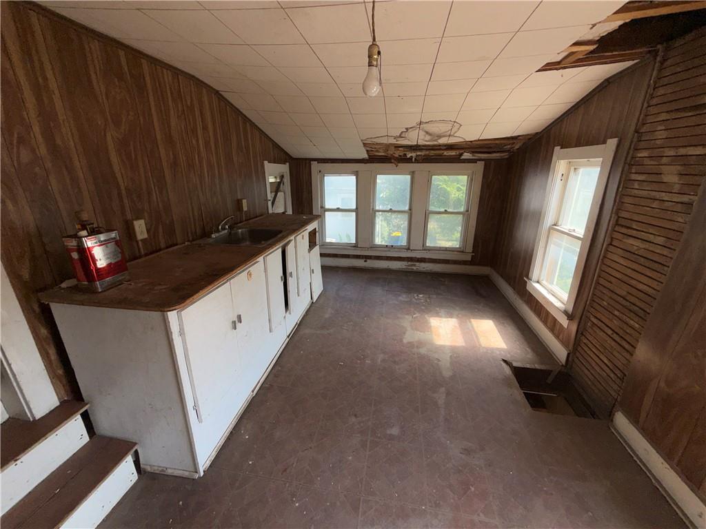 503 Benton Avenue Property Photo 21