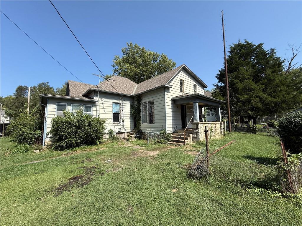 503 Benton Avenue Property Photo 40