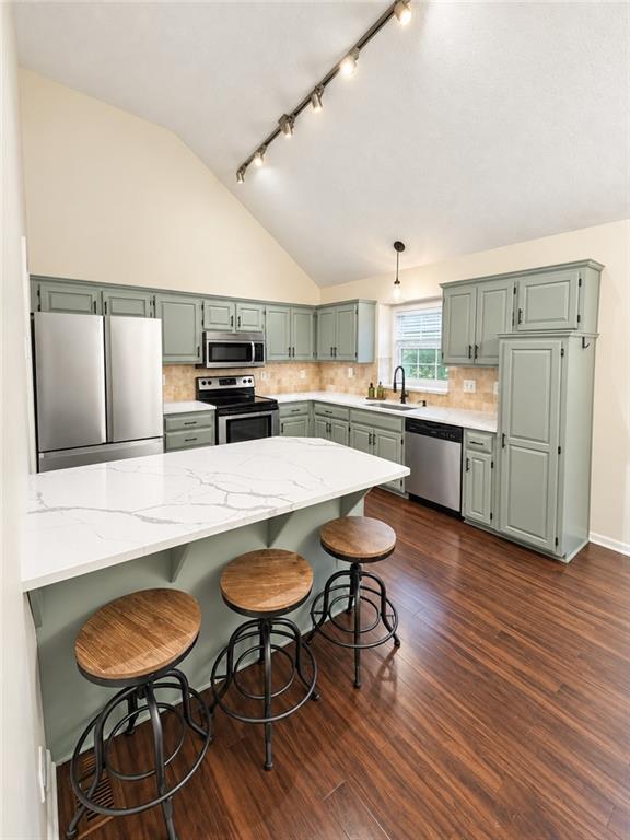 10430 N Tracy Avenue Property Photo 1
