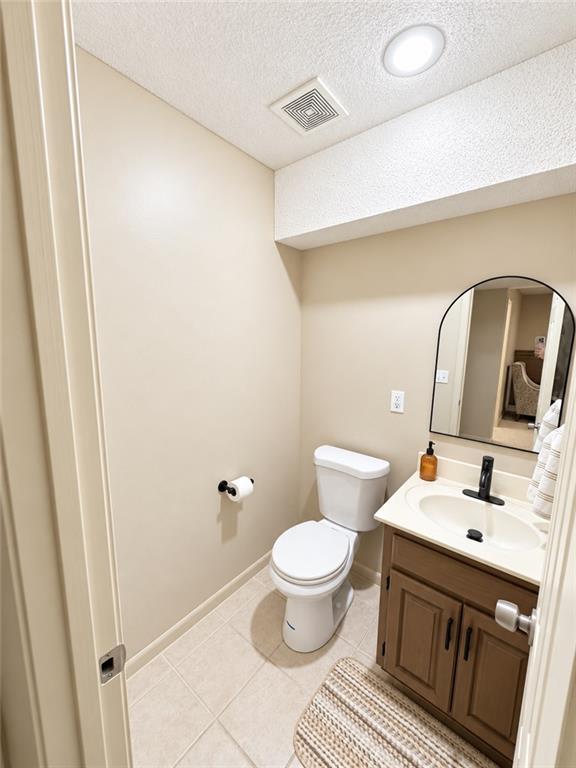 10430 N Tracy Avenue Property Photo 17