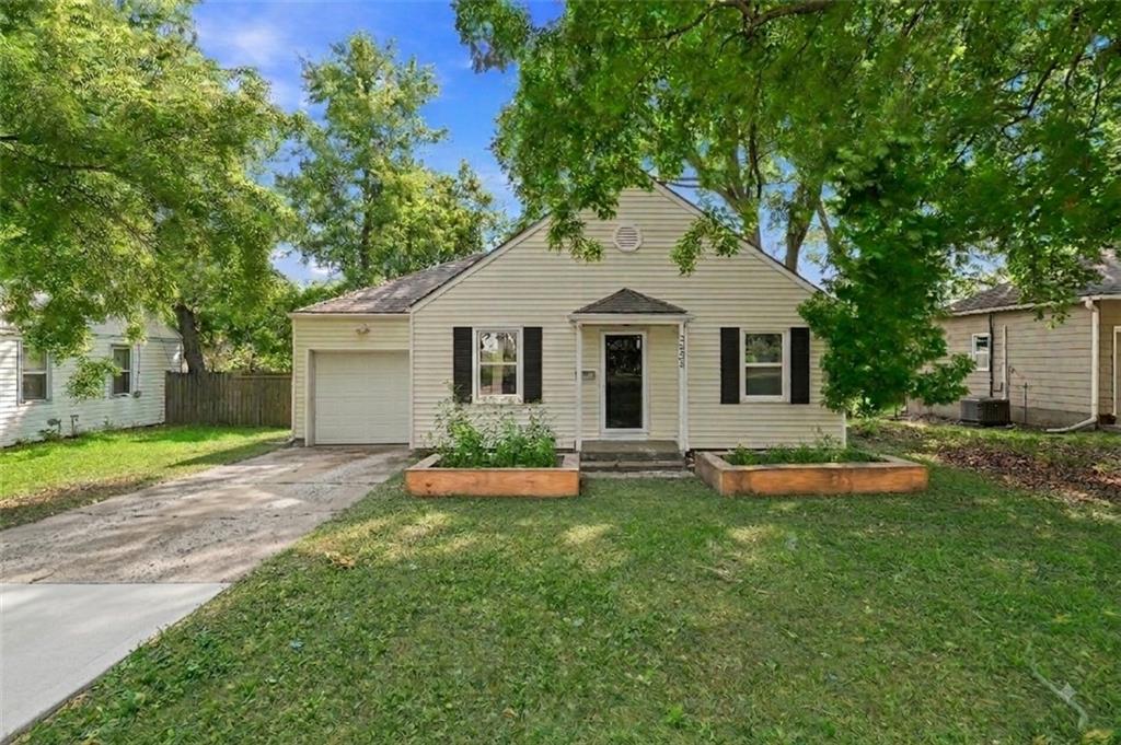 7533 Marty Street Property Photo 1
