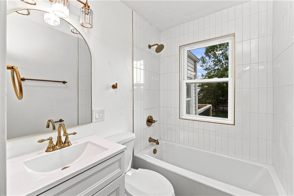 7533 Marty Street Property Photo 6