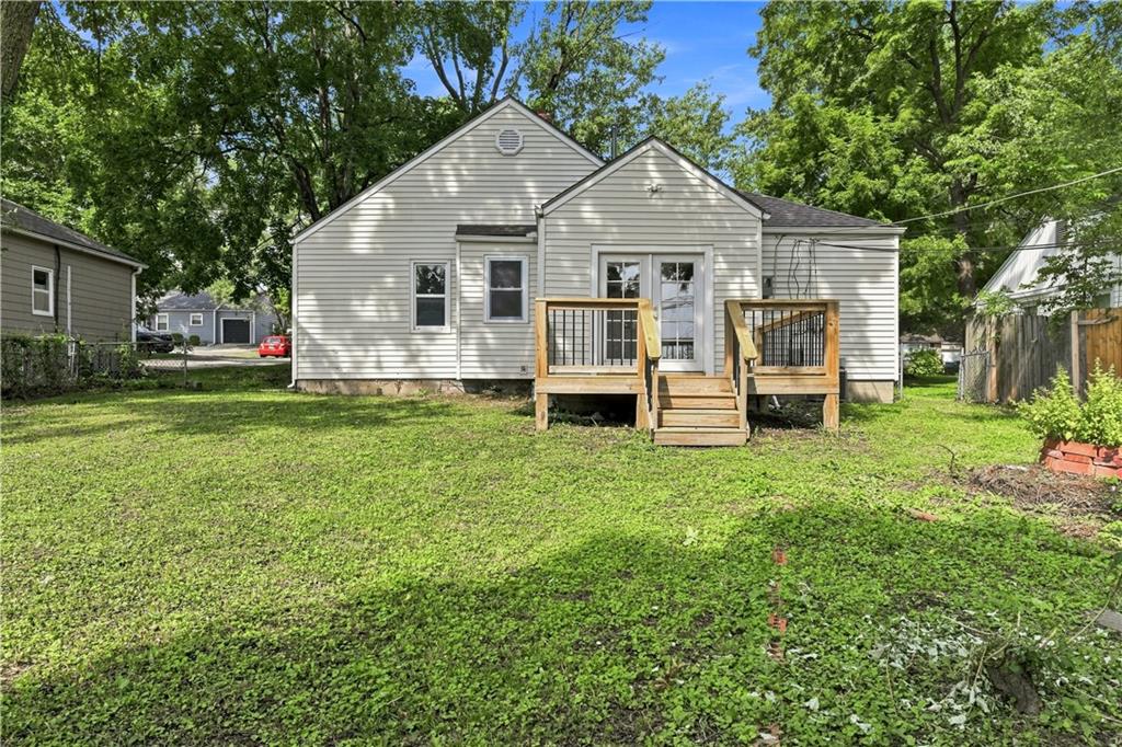 7533 Marty Street Property Photo 9