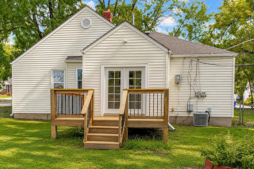 7533 Marty Street Property Photo 14