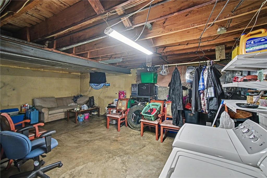 6109 Farrow Avenue Property Photo 25