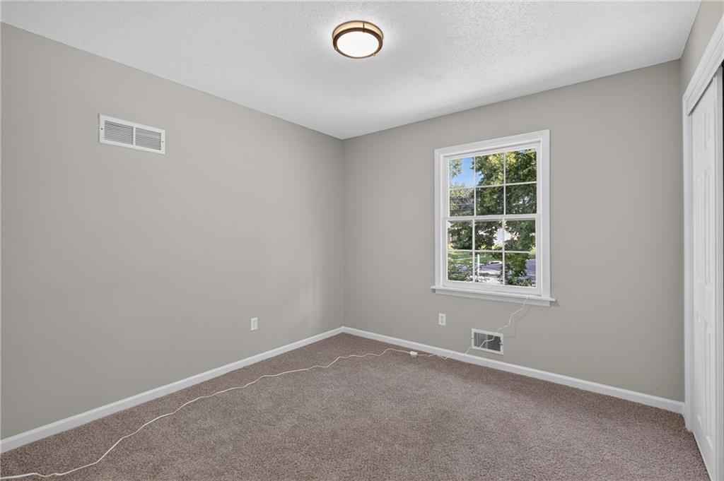 12001 E 57th Street Property Photo 12
