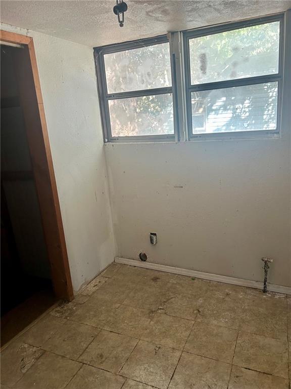 2319 Appleton Avenue Property Photo 6