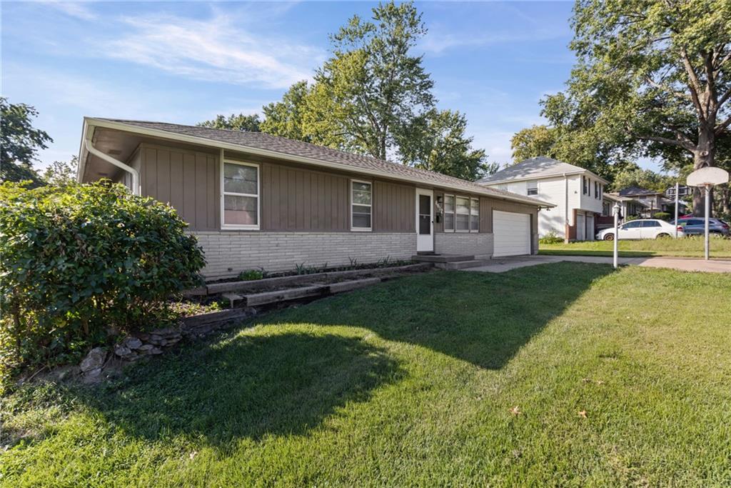 8612 Crescent Avenue Property Photo 4