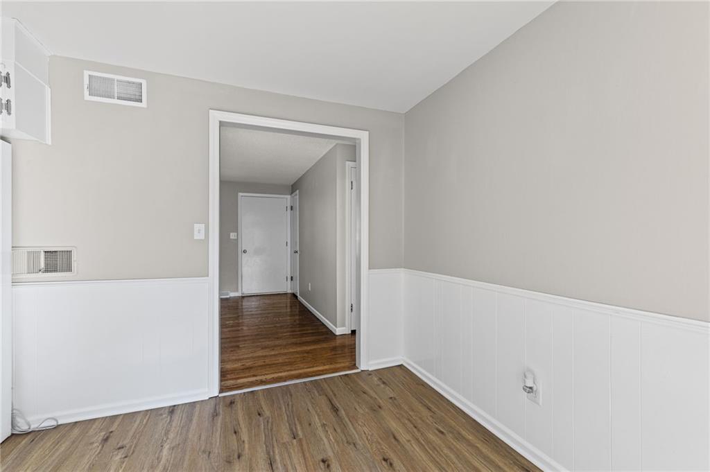 8612 Crescent Avenue Property Photo 12
