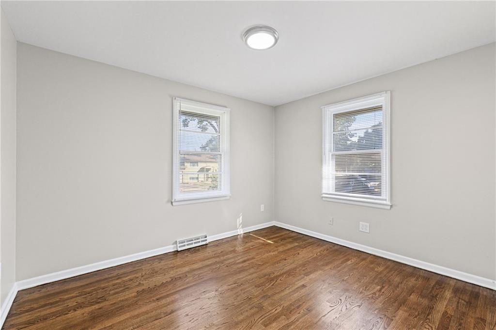 8612 Crescent Avenue Property Photo 15