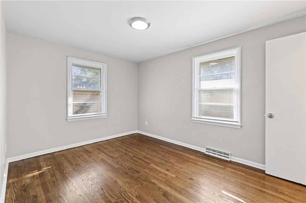 8612 Crescent Avenue Property Photo 16