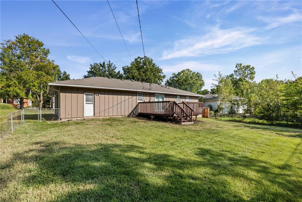8612 Crescent Avenue Property Photo 27
