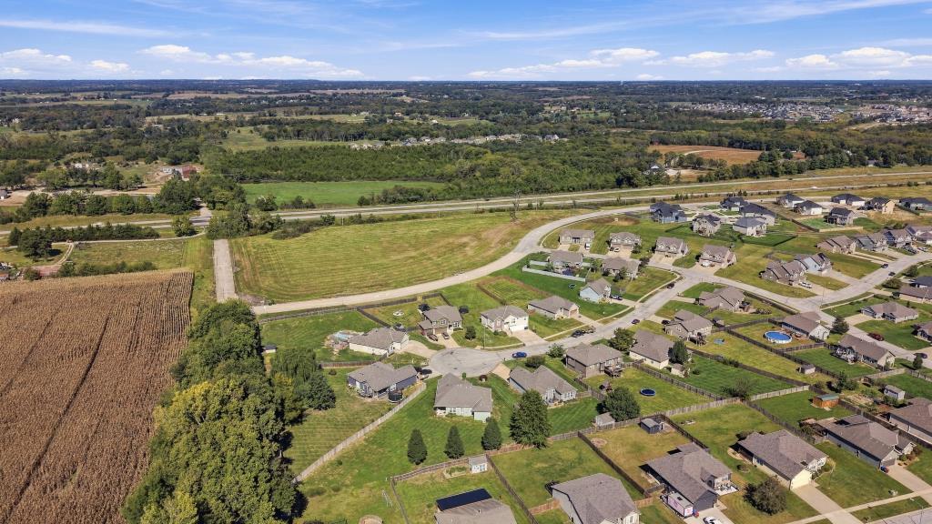 16911 Tucker Court Property Photo 41