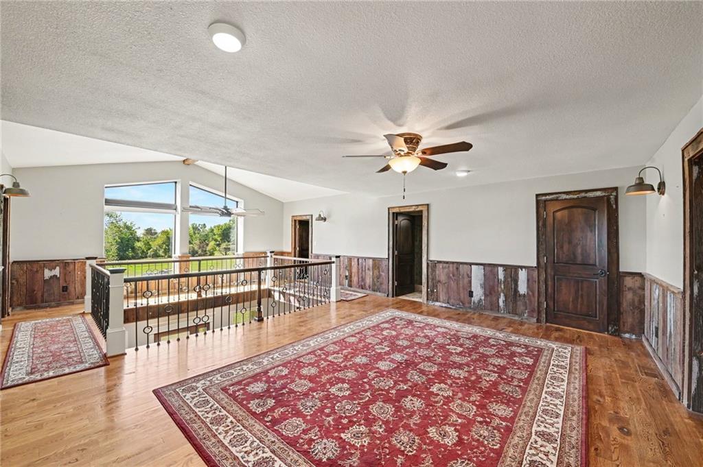 21936 Linwood Road Property Photo 36