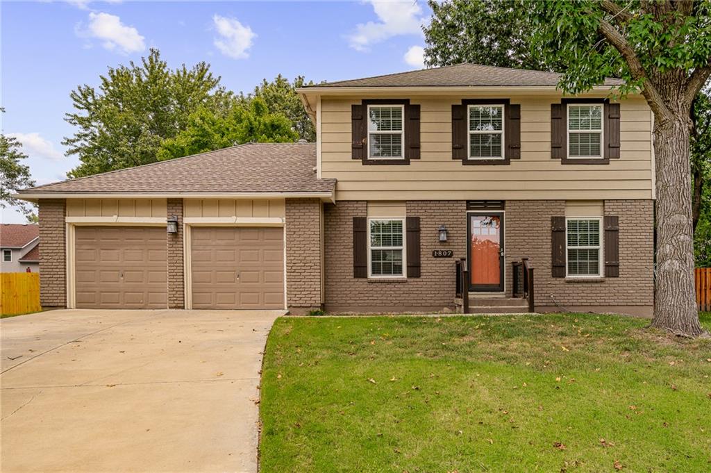 1807 S Kiowa Court Property Photo 1