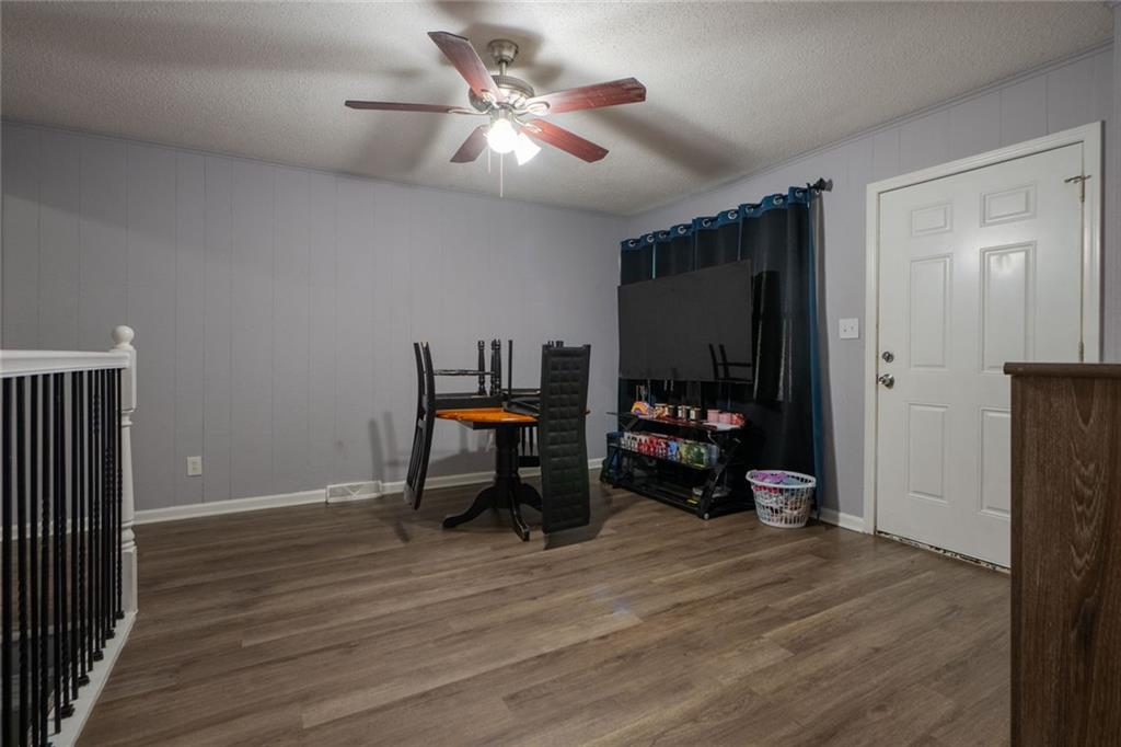 1301-1305 S Franklin Avenue Property Photo 3