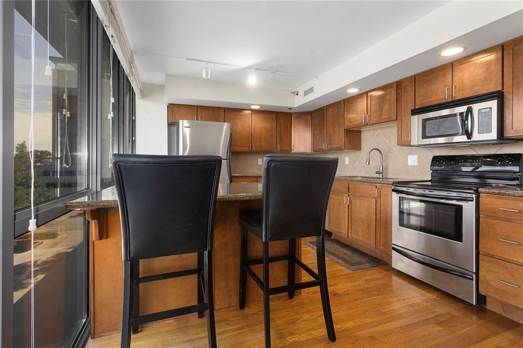 600 Admiral Boulevard Property Photo 9