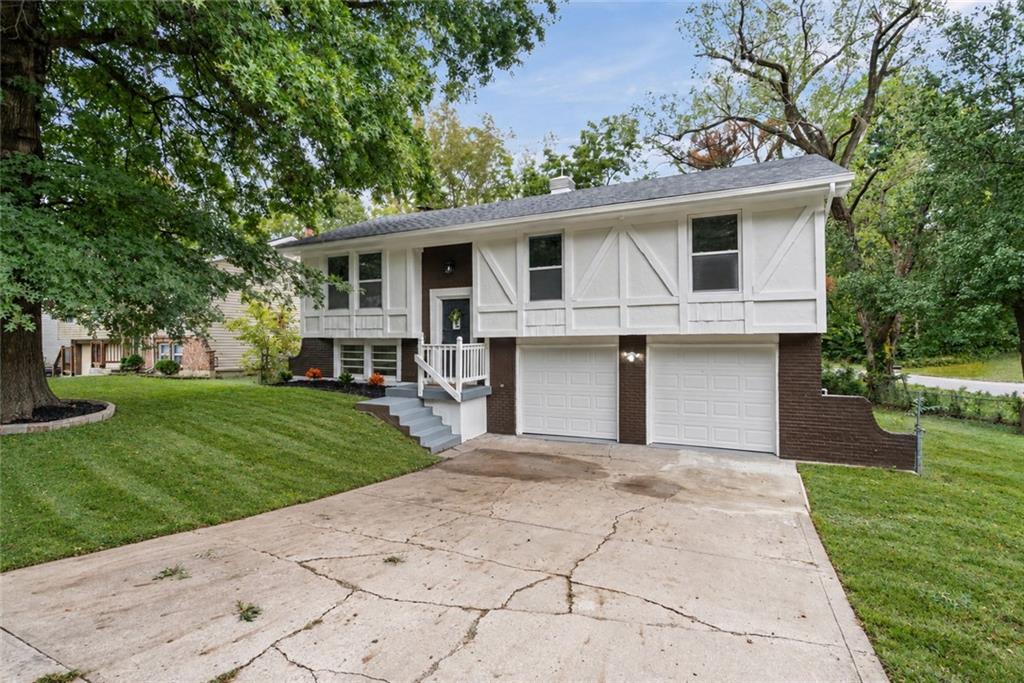 9321 Nw 68th Street Property Photo