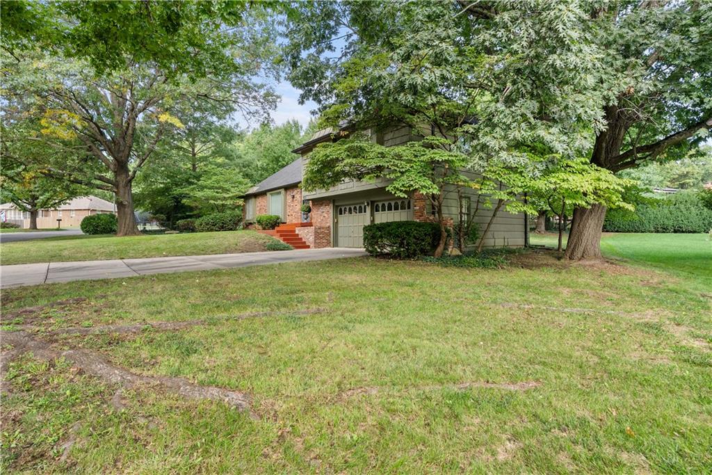 12818 Oakmont Drive Property Photo 36