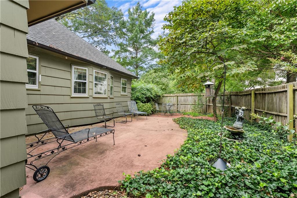 12818 Oakmont Drive Property Photo 39