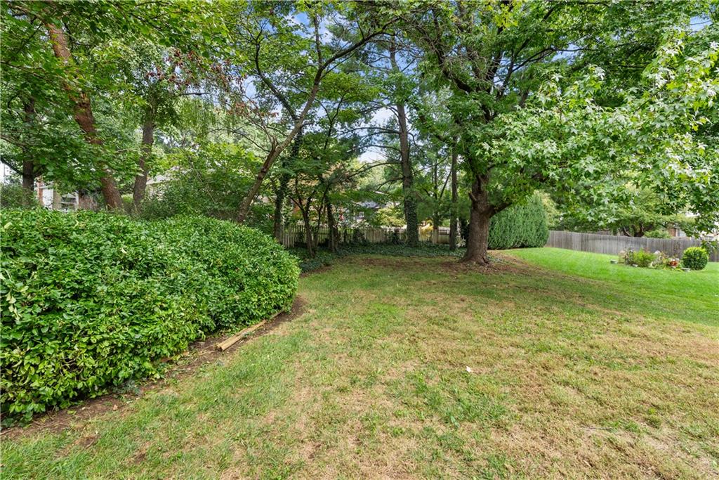12818 Oakmont Drive Property Photo 42