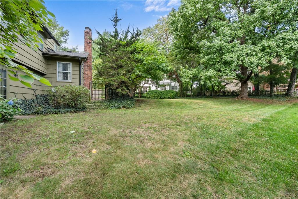12818 Oakmont Drive Property Photo 43