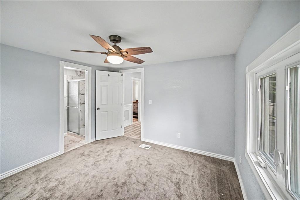 807 E Gudgell Avenue Property Photo 14