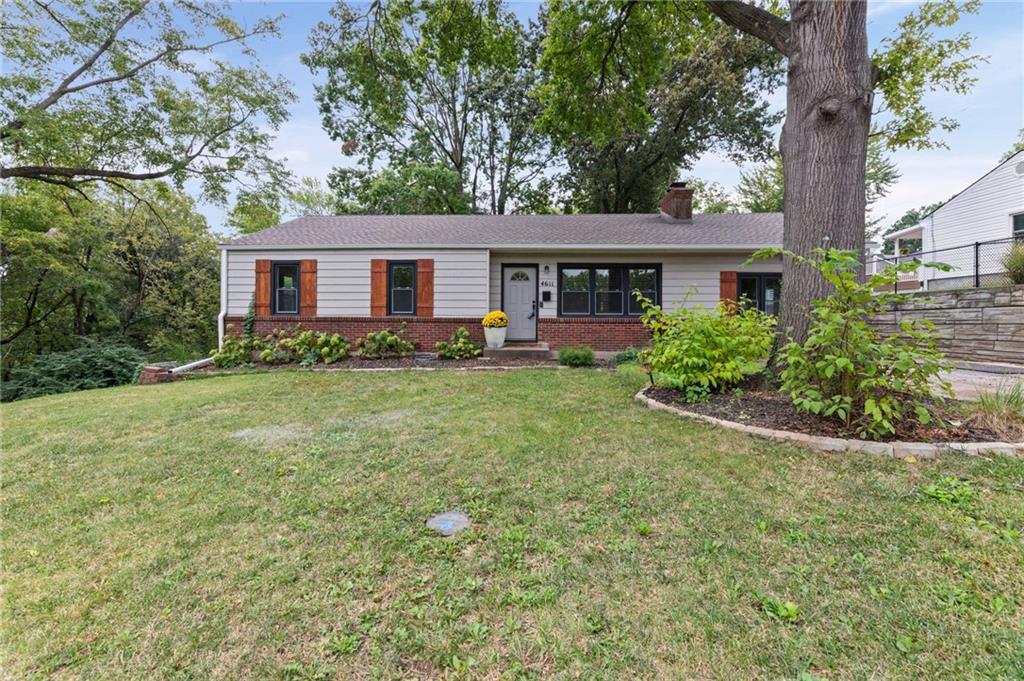 4611 Dover Street Property Photo 1
