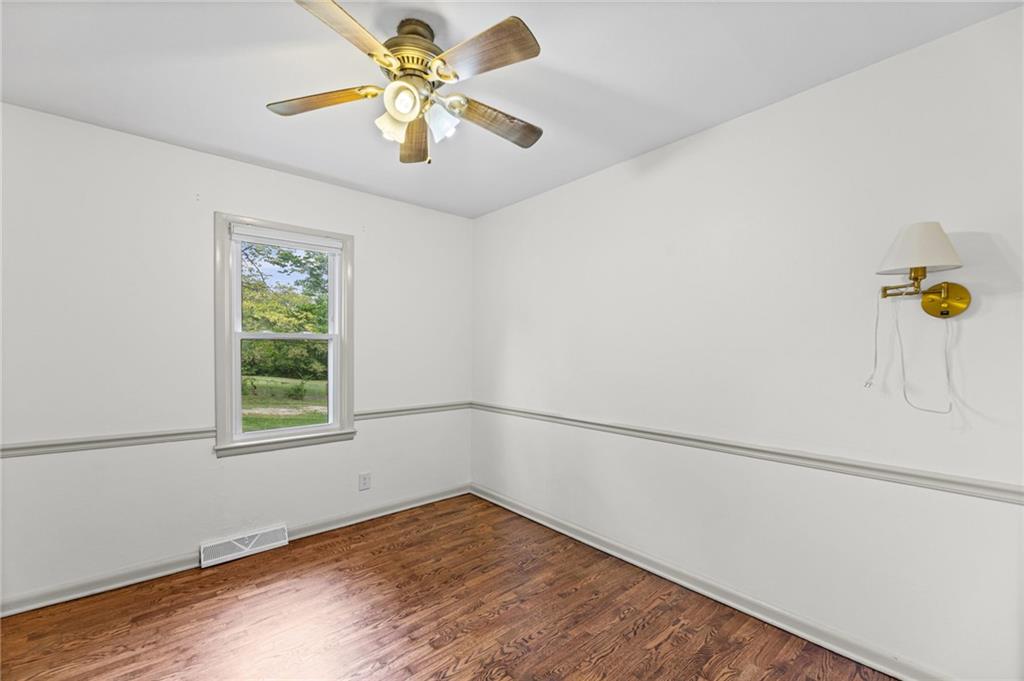 4611 Dover Street Property Photo 14