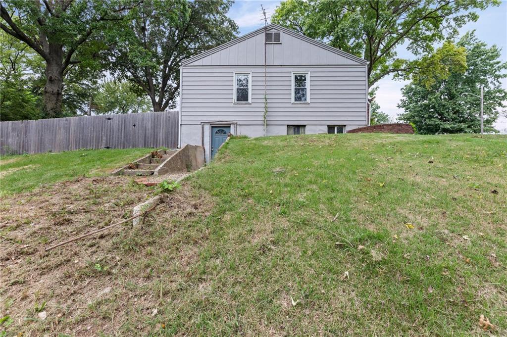 4611 Dover Street Property Photo 33
