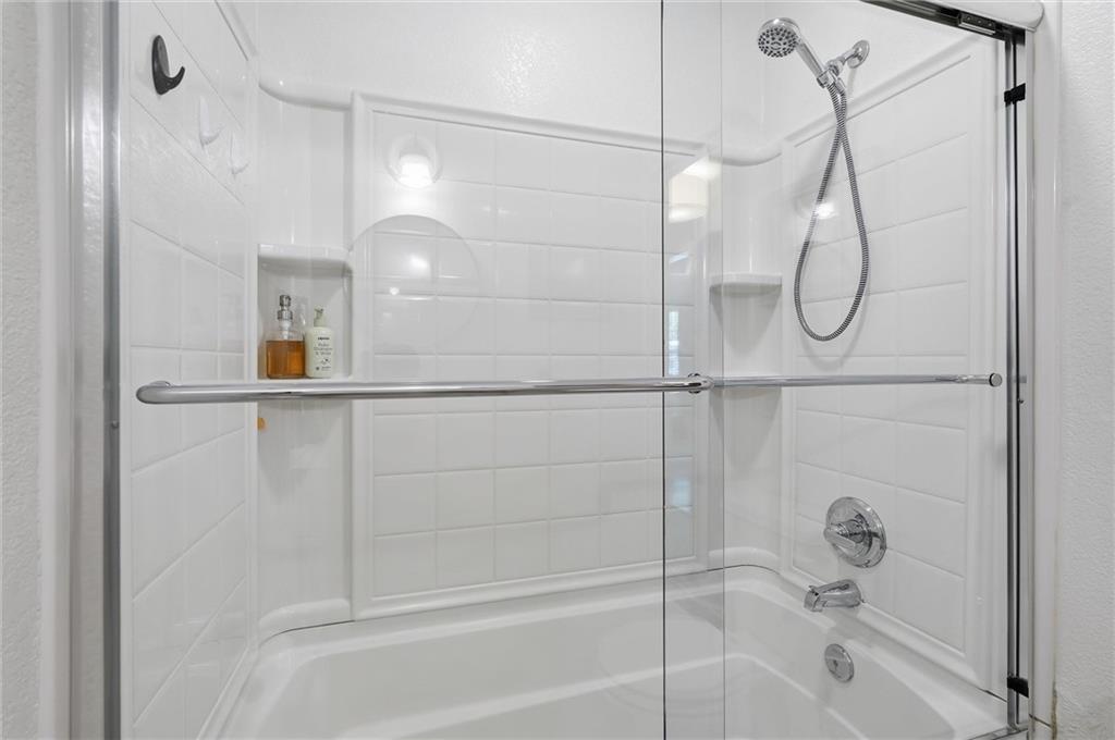8621 Floyd Street Property Photo 29