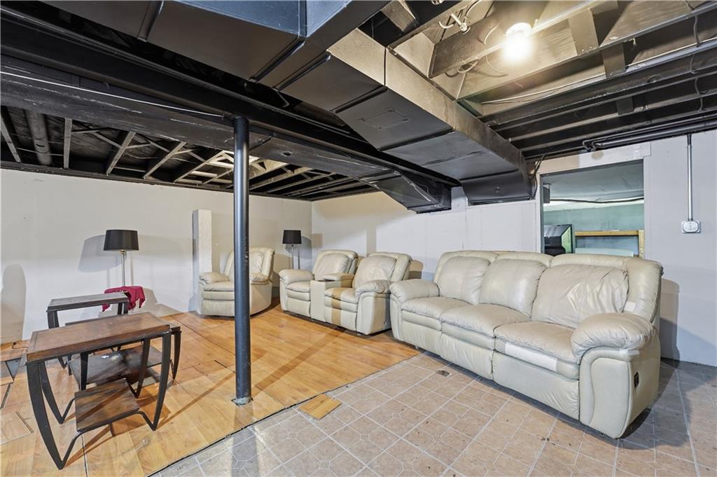 6203 Hedges Avenue Property Photo 23