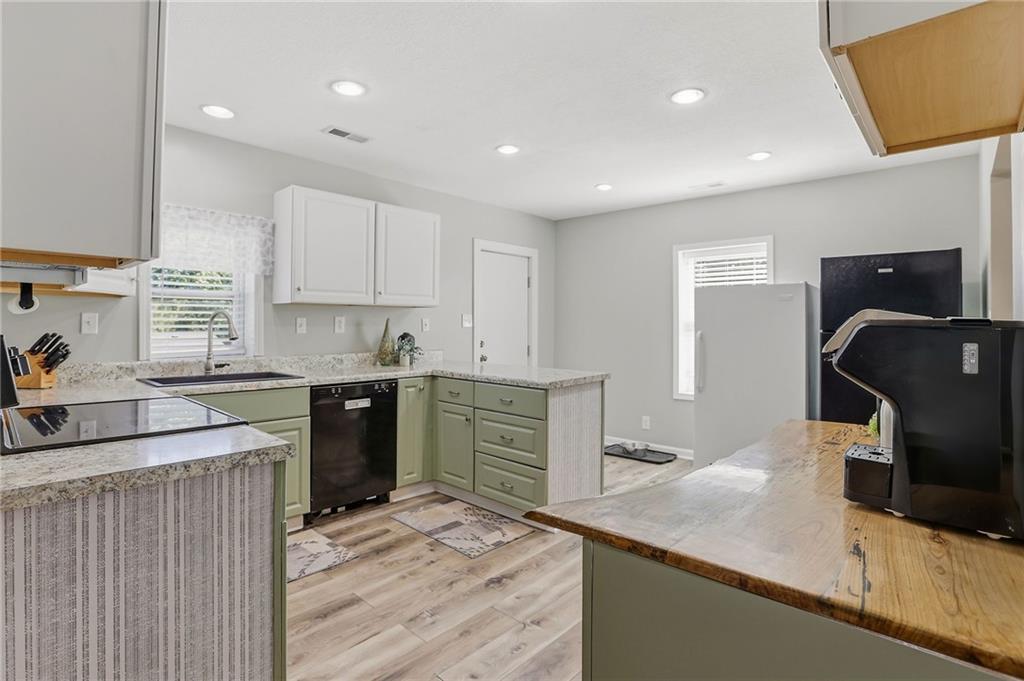 918 Pine Street Property Photo 17
