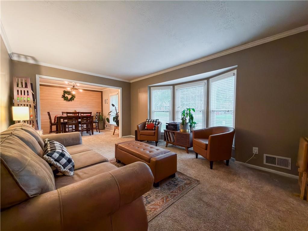 13401 E 51st Street Property Photo 9