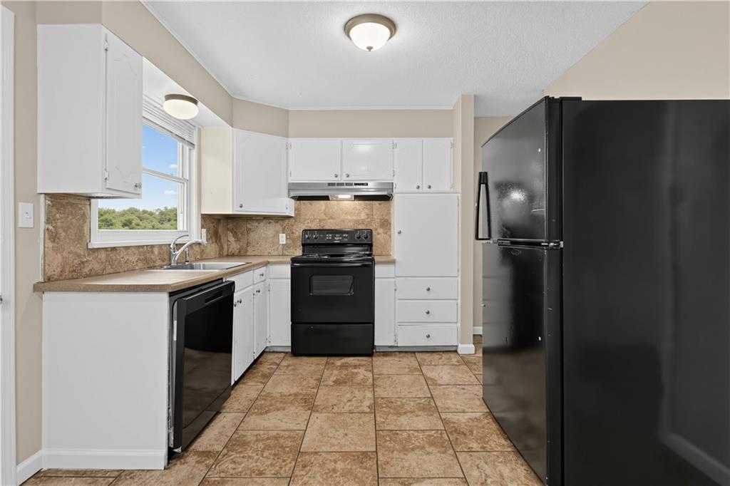 11727 Fremont Avenue Property Photo 9