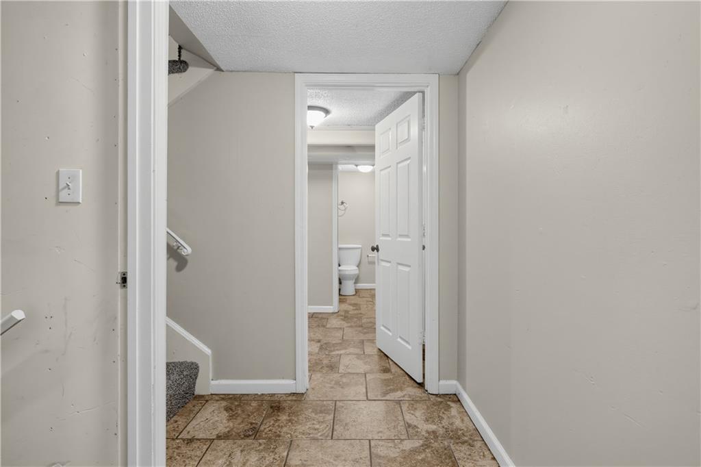 11727 Fremont Avenue Property Photo 11