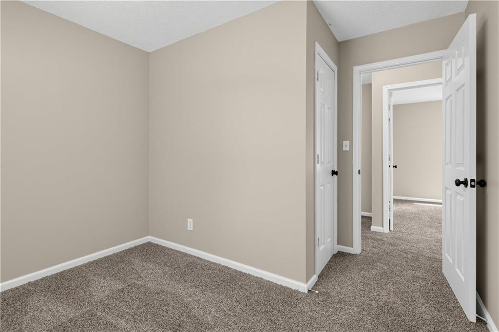 11727 Fremont Avenue Property Photo 14