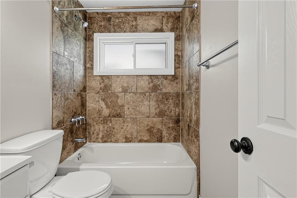 11727 Fremont Avenue Property Photo 19