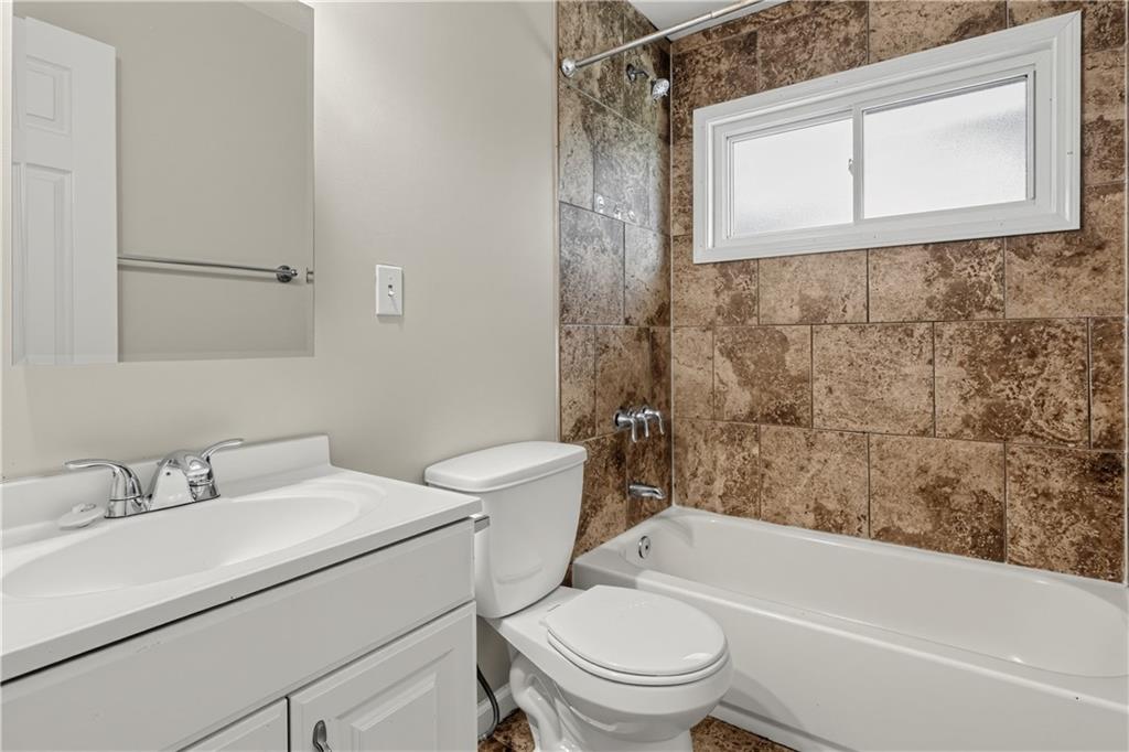 11727 Fremont Avenue Property Photo 20
