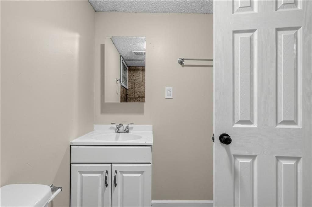 11727 Fremont Avenue Property Photo 22