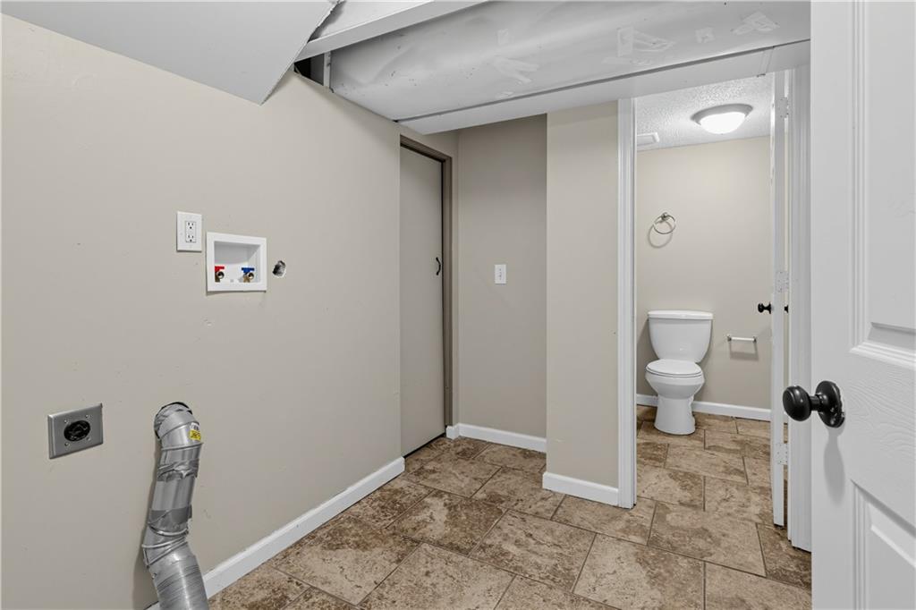 11727 Fremont Avenue Property Photo 24