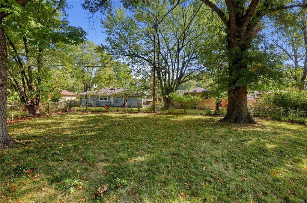 11727 Fremont Avenue Property Photo 28