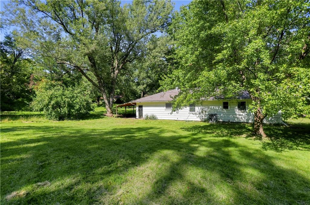9355 E 69th Street Property Photo 4