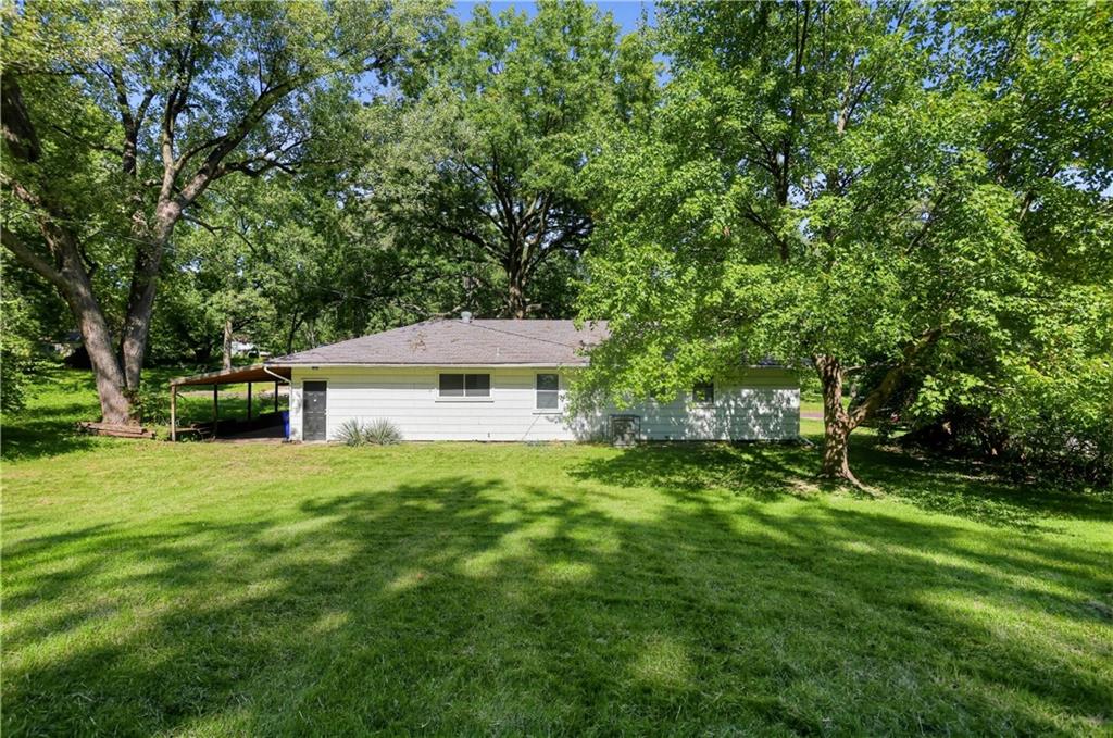 9355 E 69th Street Property Photo 5